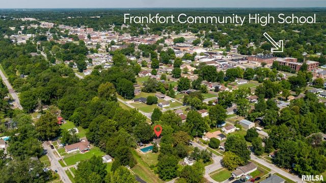 708 E Candy Cane Lane, West Frankfort, IL 62896