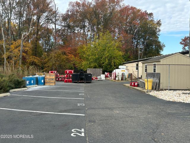 377 Asbury Road, Farmingdale, NJ 07727