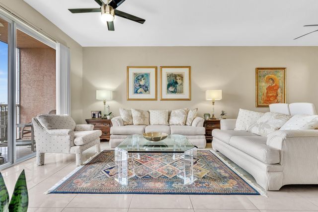 7735 Yardley Drive 406, Tamarac, FL 33321