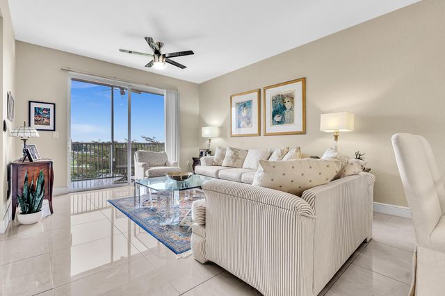 7735 Yardley Drive 406, Tamarac, FL 33321