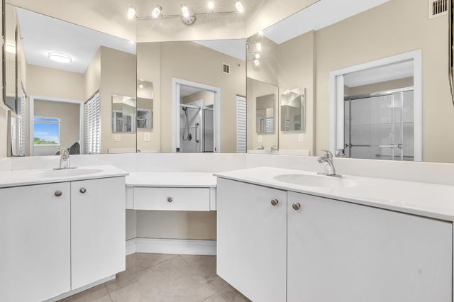 7735 Yardley Drive 406, Tamarac, FL 33321