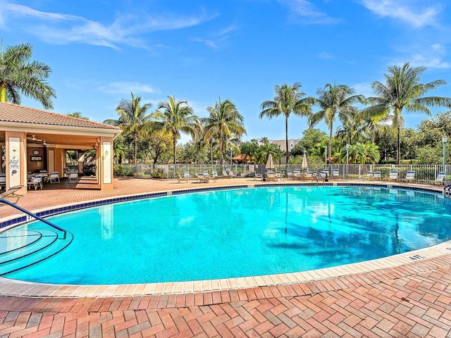 7735 Yardley Drive 406, Tamarac, FL 33321