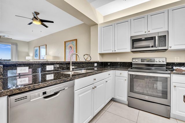 7735 Yardley Drive 406, Tamarac, FL 33321