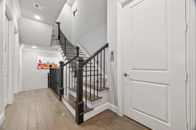 2435 Prairie Hollow Lane, Houston, TX 77077