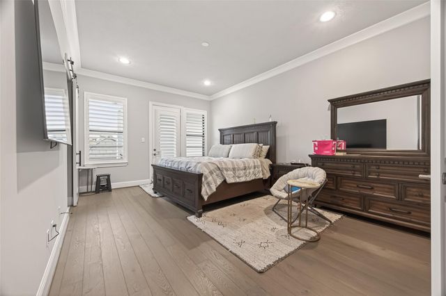 2435 Prairie Hollow Lane, Houston, TX 77077