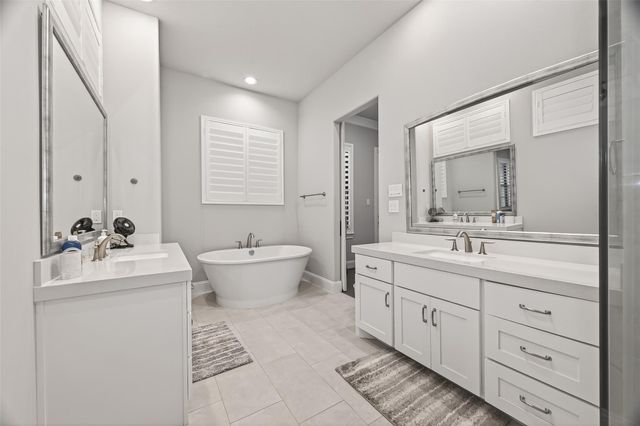 2435 Prairie Hollow Lane, Houston, TX 77077