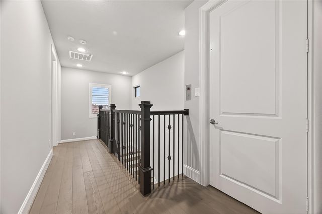 2435 Prairie Hollow Lane, Houston, TX 77077