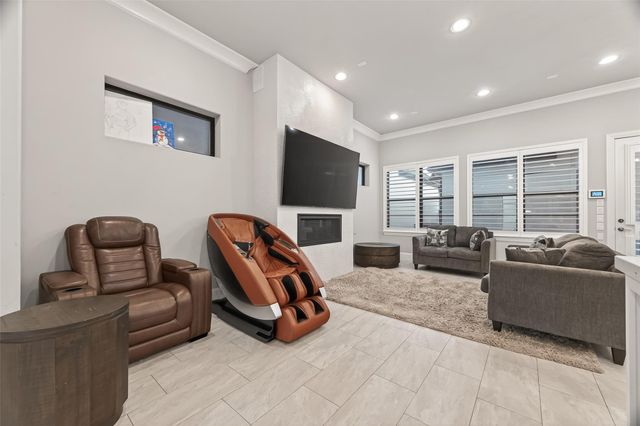 2435 Prairie Hollow Lane, Houston, TX 77077