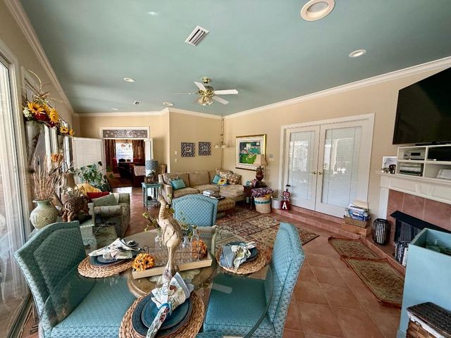 102 Hidden Pine Pl, Dothan, AL 36305