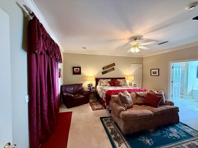 102 Hidden Pine Pl, Dothan, AL 36305