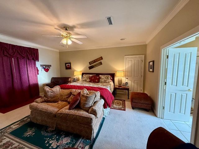 102 Hidden Pine Pl, Dothan, AL 36305