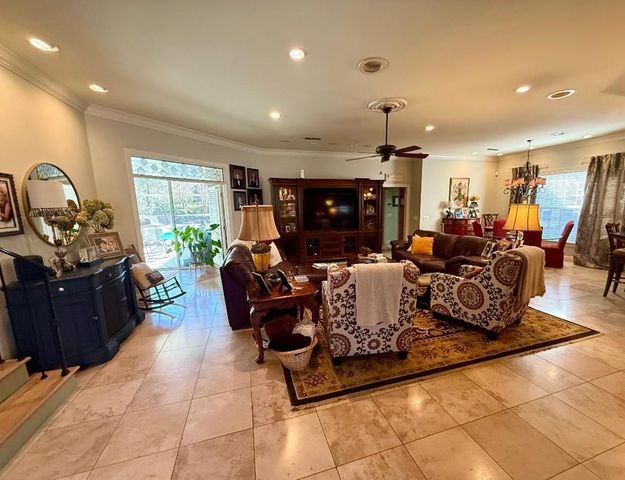 102 Hidden Pine Pl, Dothan, AL 36305