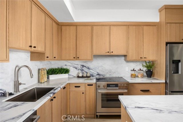 826 Sunset B, Arcadia, CA 91007