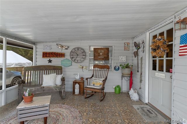 2901 S Pine Ridge Avenue, Homosassa, FL 34448