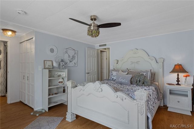2901 S Pine Ridge Avenue, Homosassa, FL 34448