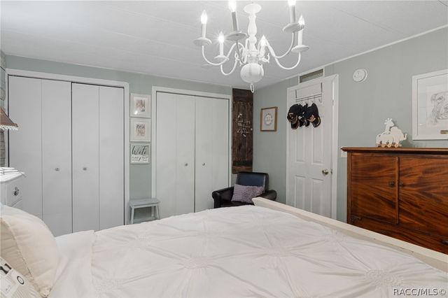 2901 S Pine Ridge Avenue, Homosassa, FL 34448