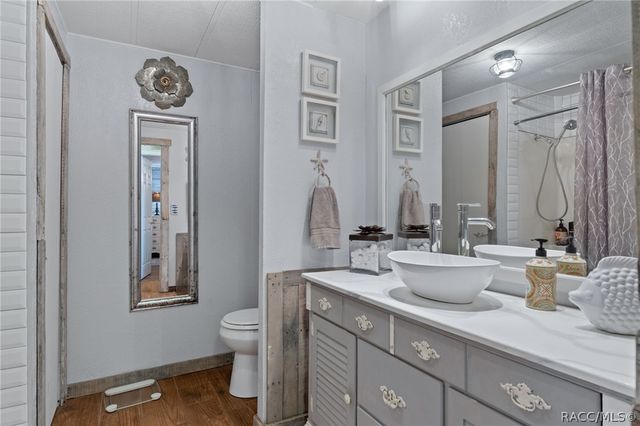 2901 S Pine Ridge Avenue, Homosassa, FL 34448