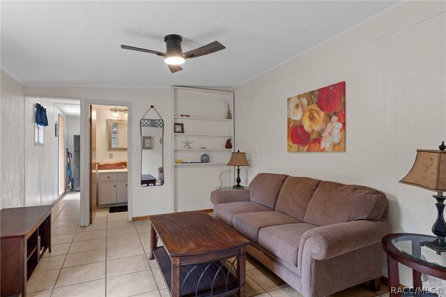 2901 S Pine Ridge Avenue, Homosassa, FL 34448