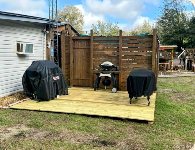 2901 S Pine Ridge Avenue, Homosassa, FL 34448