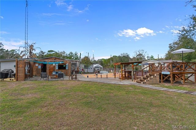 2901 S Pine Ridge Avenue, Homosassa, FL 34448