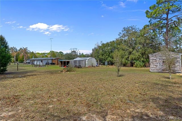 2901 S Pine Ridge Avenue, Homosassa, FL 34448
