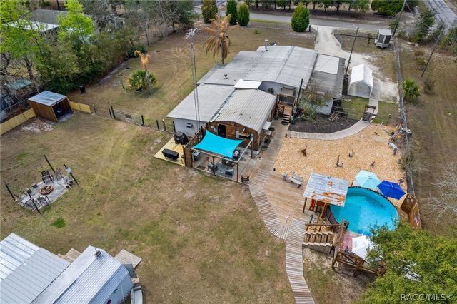 2901 S Pine Ridge Avenue, Homosassa, FL 34448