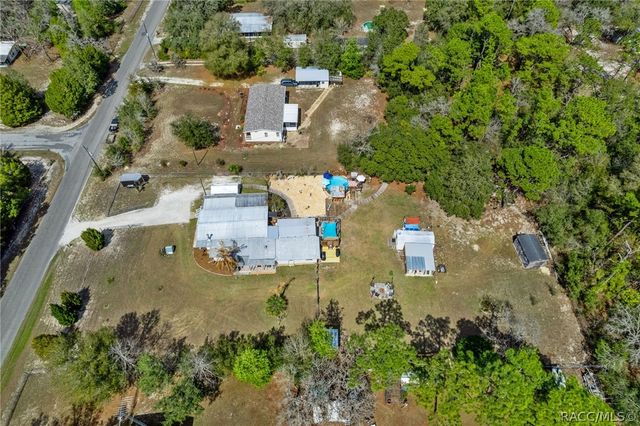 2901 S Pine Ridge Avenue, Homosassa, FL 34448