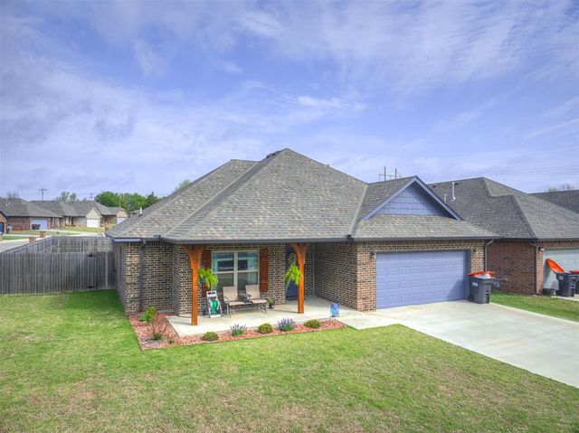 20547 N Santa Fe Avenue, Harrah, OK 73045