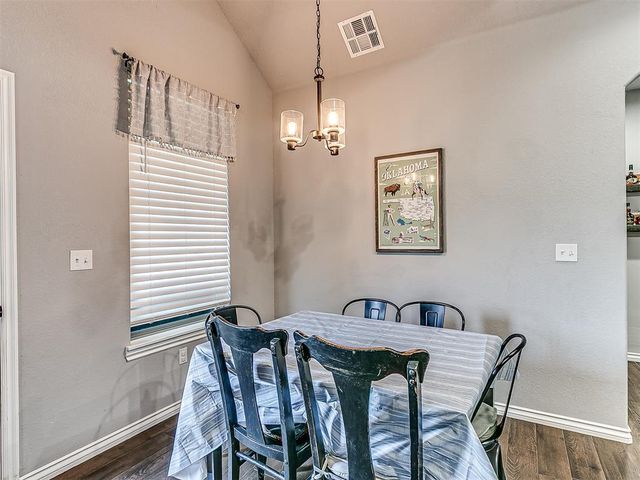 20547 N Santa Fe Avenue, Harrah, OK 73045