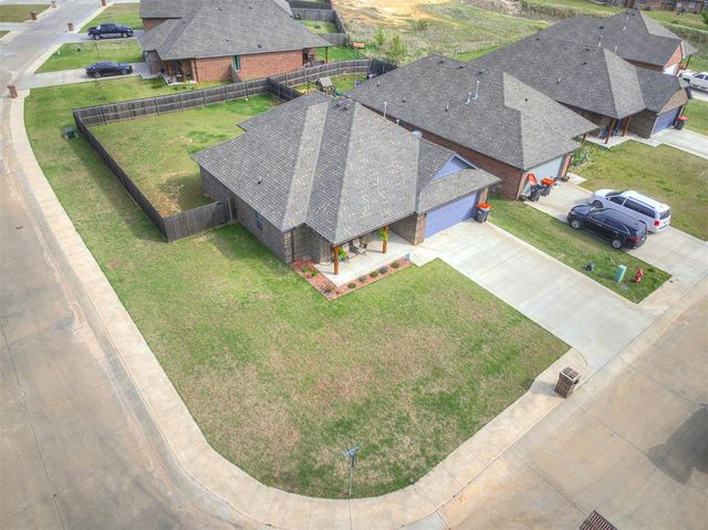 20547 N Santa Fe Avenue, Harrah, OK 73045