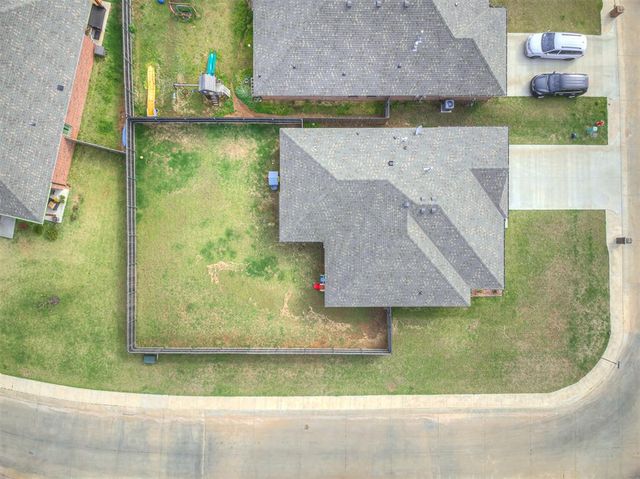 20547 N Santa Fe Avenue, Harrah, OK 73045
