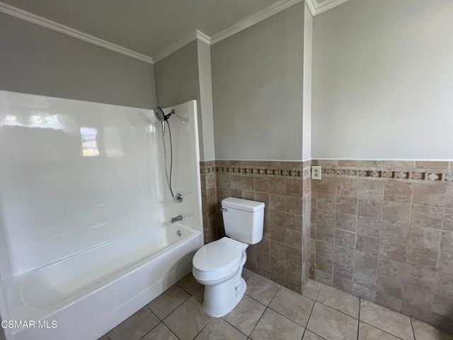 23220 Village 23, Camarillo, CA 93012