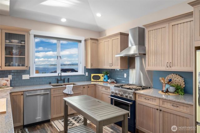 8738 Charel Drive, Blaine, WA 98230