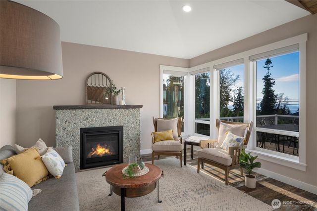 8738 Charel Drive, Blaine, WA 98230