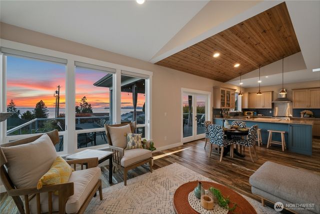 8738 Charel Drive, Blaine, WA 98230