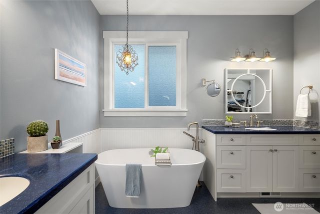 8738 Charel Drive, Blaine, WA 98230