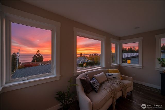 8738 Charel Drive, Blaine, WA 98230