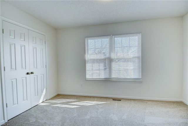 2289 Speckled Rock LN, Virginia Beach, VA 23456