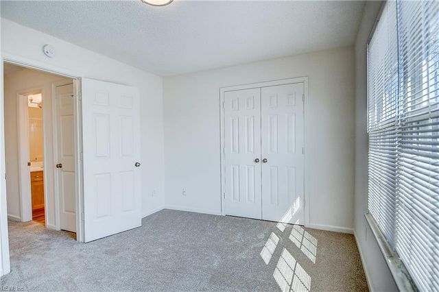 2289 Speckled Rock LN, Virginia Beach, VA 23456