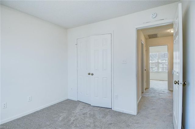 2289 Speckled Rock LN, Virginia Beach, VA 23456