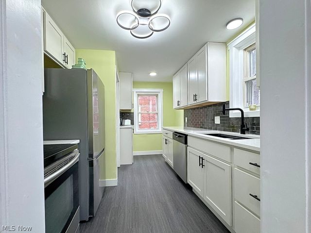 22000 Kennison Avenue, Euclid, OH 44123