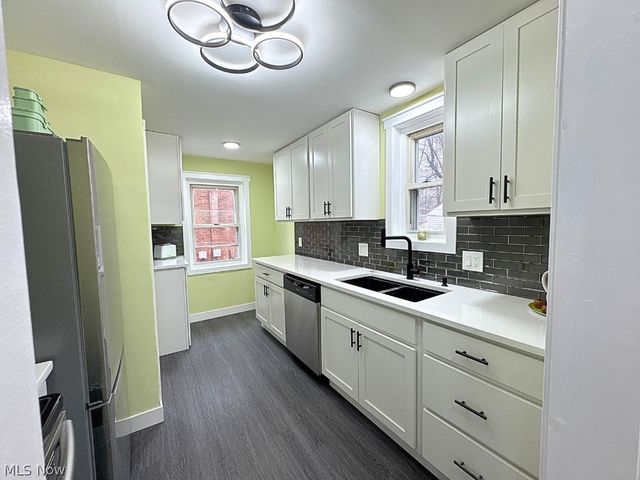 22000 Kennison Avenue, Euclid, OH 44123