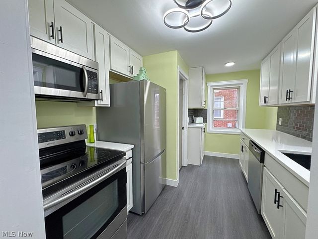 22000 Kennison Avenue, Euclid, OH 44123