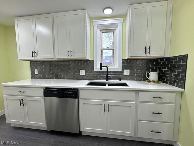 22000 Kennison Avenue, Euclid, OH 44123