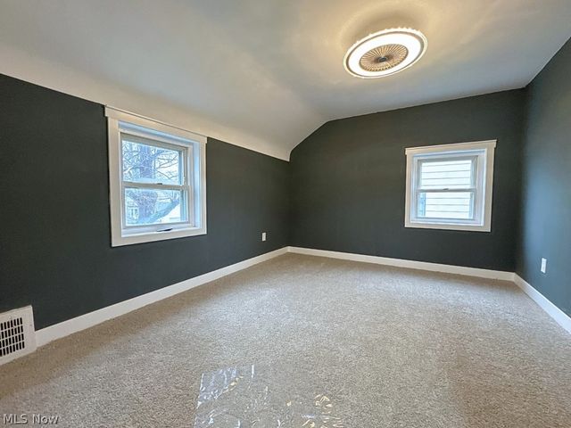 22000 Kennison Avenue, Euclid, OH 44123