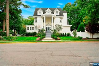354 Highland Avenue, Orange, NJ 07050