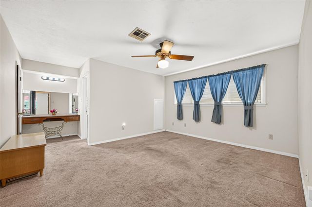 821 Bernard Avenue, Rosenberg, TX 77471