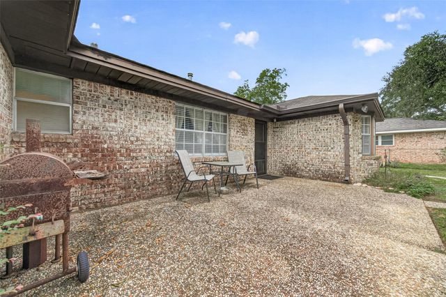 821 Bernard Avenue, Rosenberg, TX 77471
