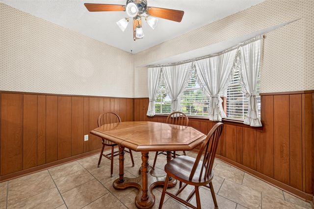 821 Bernard Avenue, Rosenberg, TX 77471