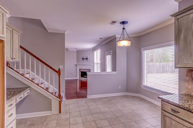 1339 RIDING BROOK DR, Collierville, TN 38017